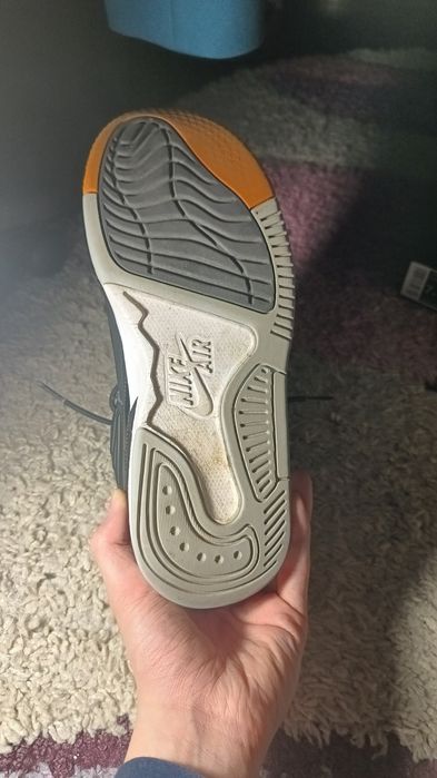 Jordan 5 max aura mărimea 40