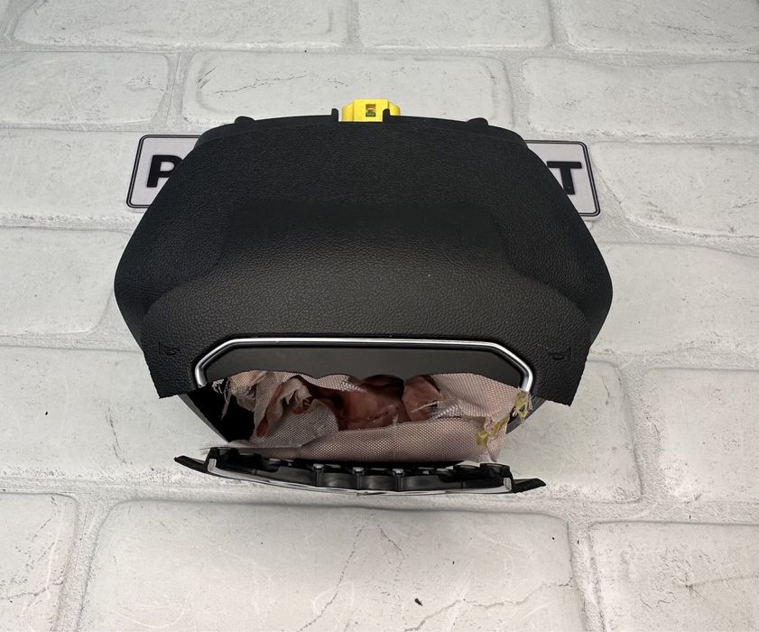 Airbag волан гръмнал AUDI A6 A7 A8 4N0880201K