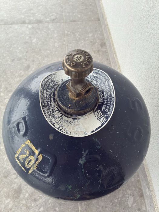 Butelie gaz fara guler