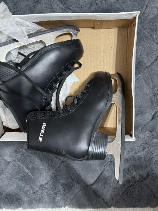 продам фигурные коньки