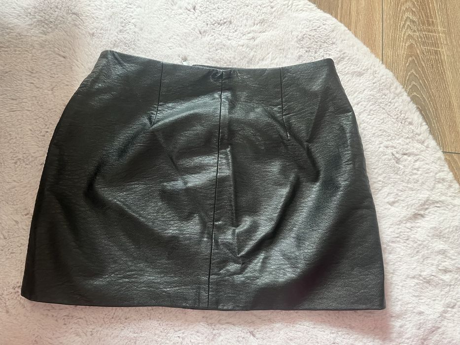 Fustă de imitație de piele