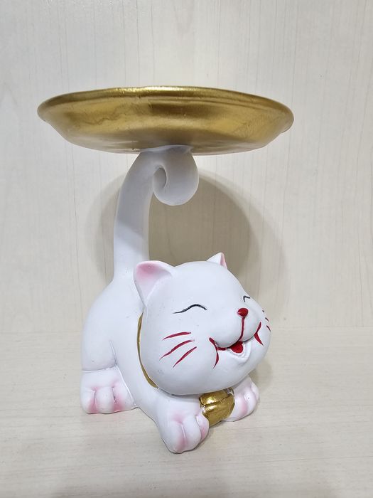 Фигурка-подставка для мелочей