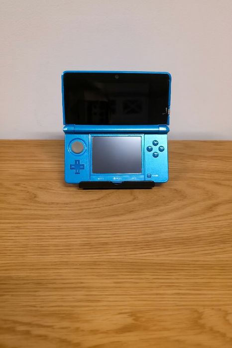 Nintendo 3DS,  Modat,~1500 jocuri, 20-în-1 + Online