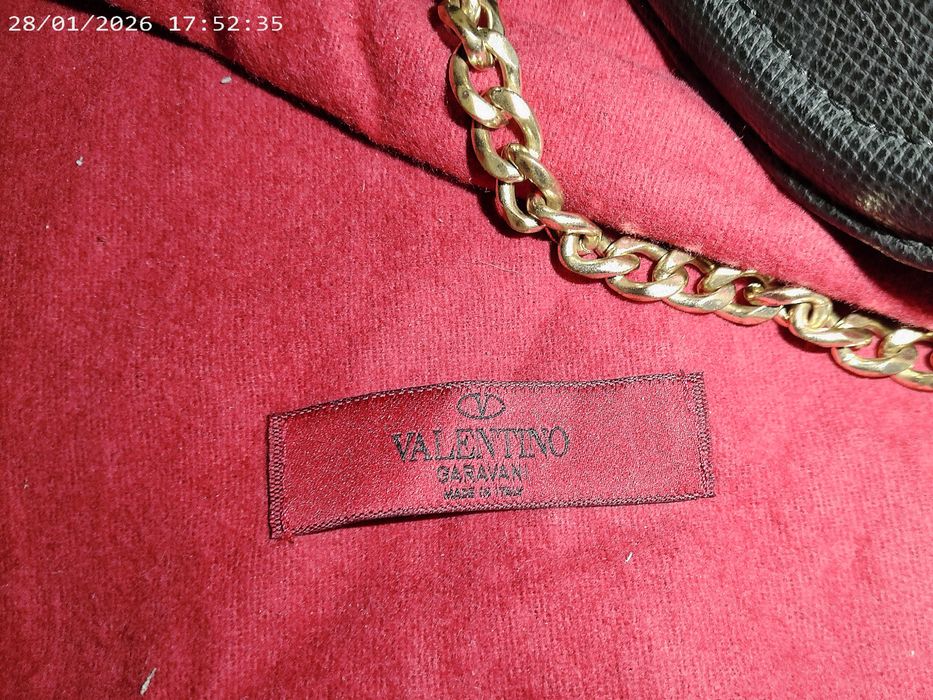 geanta valentino garavani