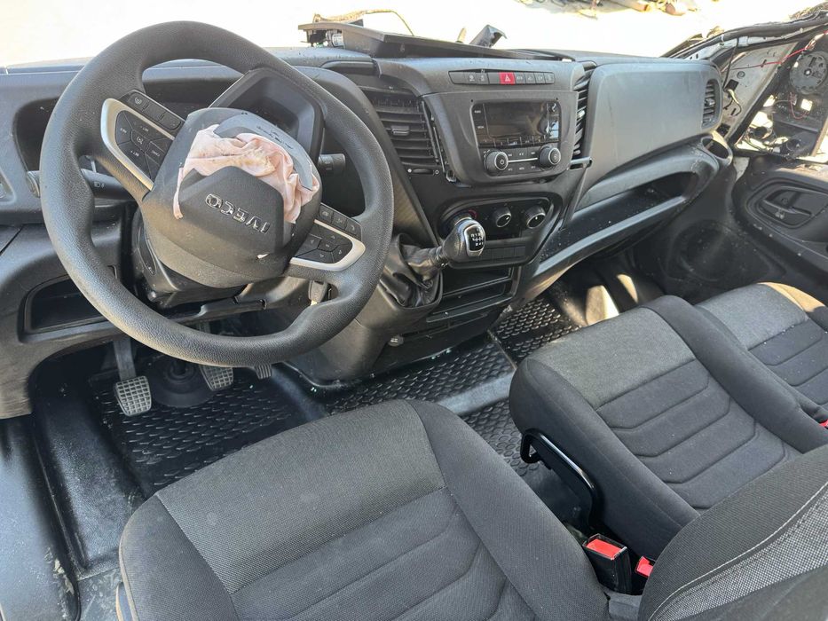 Dezmembrez Iveco Daily 3.0 Euro 6 2022 180 cai Cub Prelata Facelift