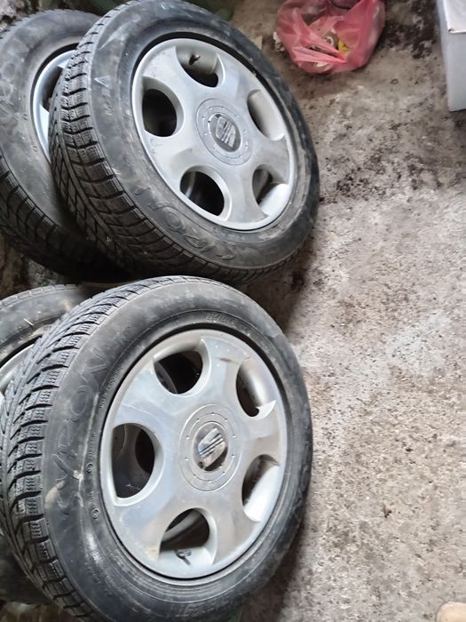 Джанти 16"5 болта, зимни гуми