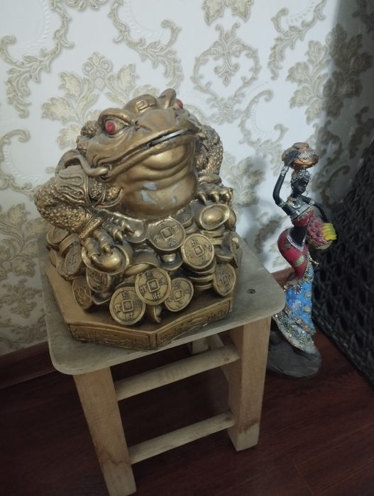 африканская статуэтка