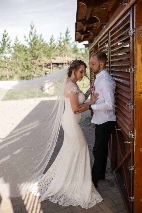 Продам платье цена договорная