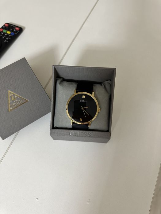 Продам часы оригинал,бренда  Guess