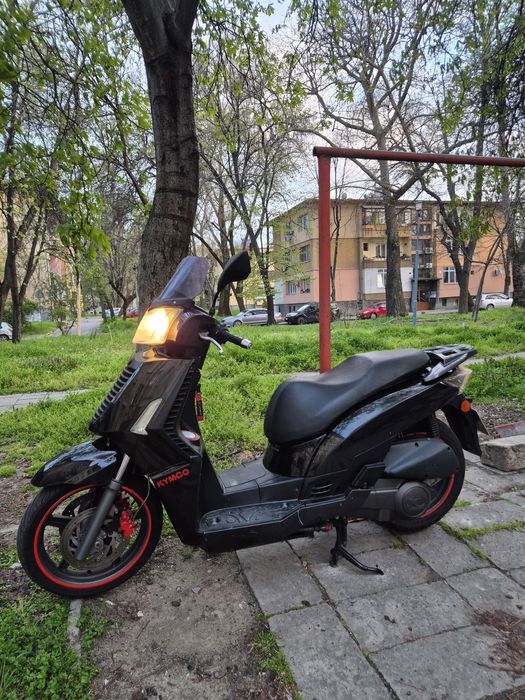 Kymco People S 300i