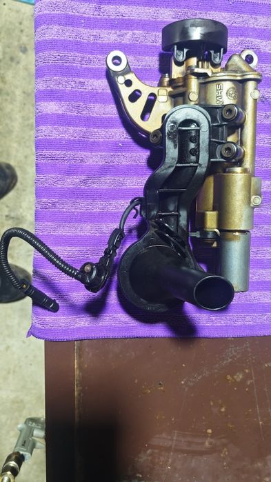 Pompa ulei BMW cod motor N13b16a