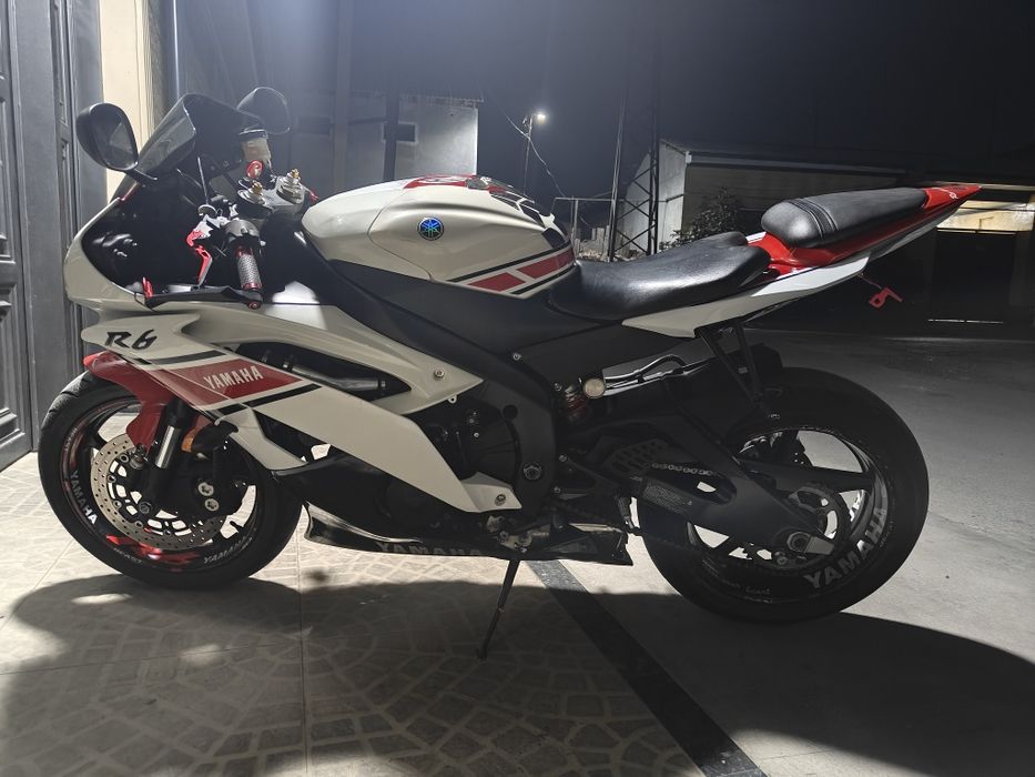 Yamaha r6 sotiladi