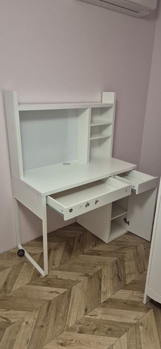 Детски гардероб, детско бюро и нощно шкафче