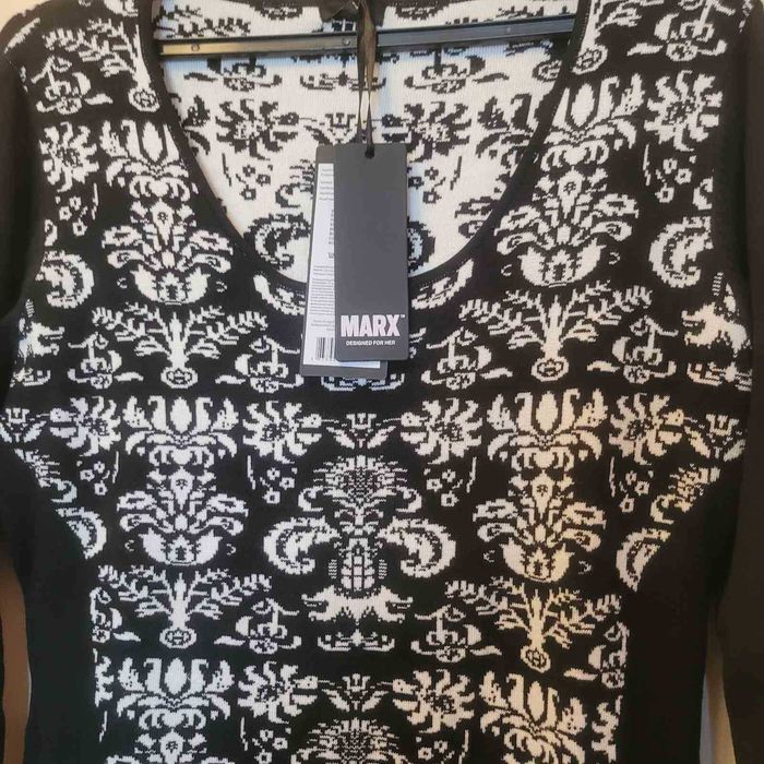 MARX чисто нова маркова рокля