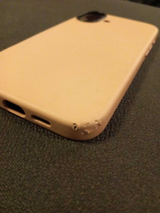 Калъф за iPhone 16
