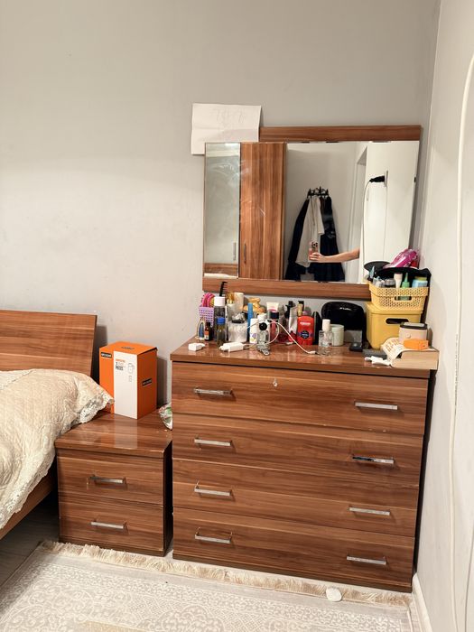 спальный гарнитур в хорошем состоянии!