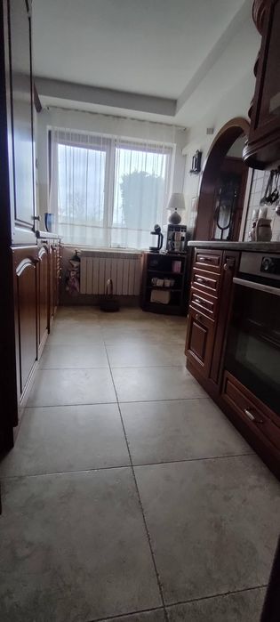 Продажба на луксозна къща над дворец Евксиноград