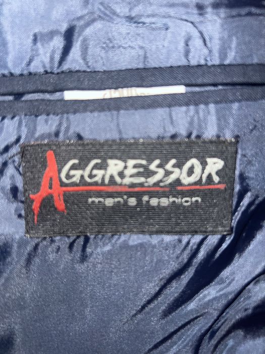 Официален мъжки костюм