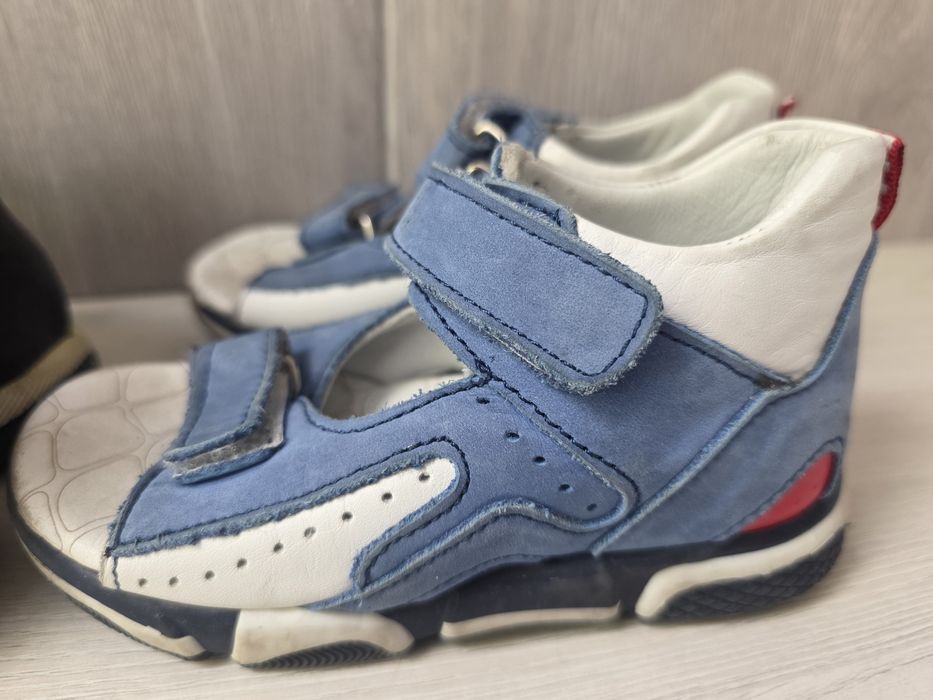 Сандали 28и30р-р, 25р кожа