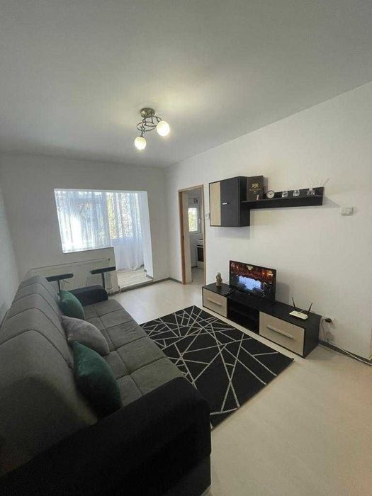 Ofer spre chirie garsonieră zonă centrală (Hipodrom) mobilat și utilat