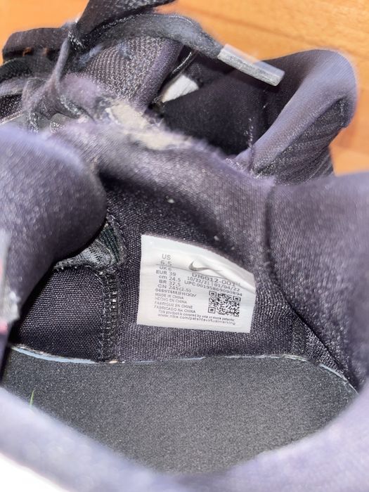 Adidasi Nike Kyrie 5