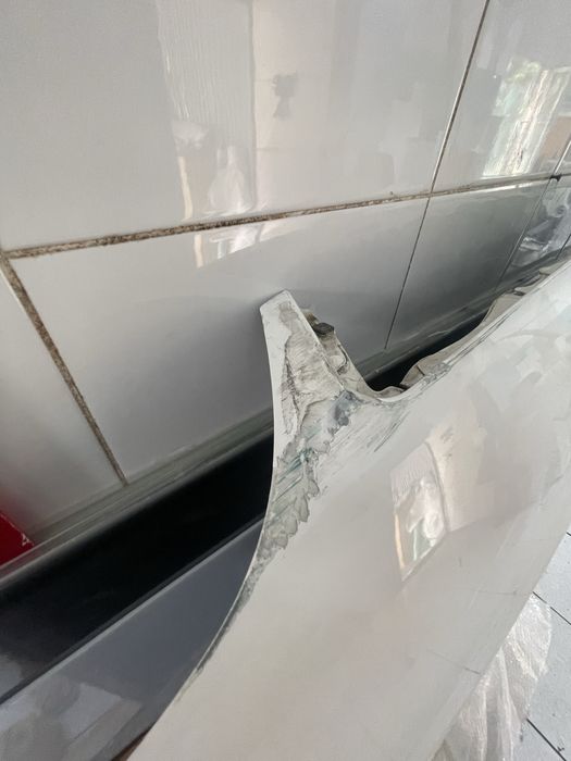 Продам капот toyota mark 2 90