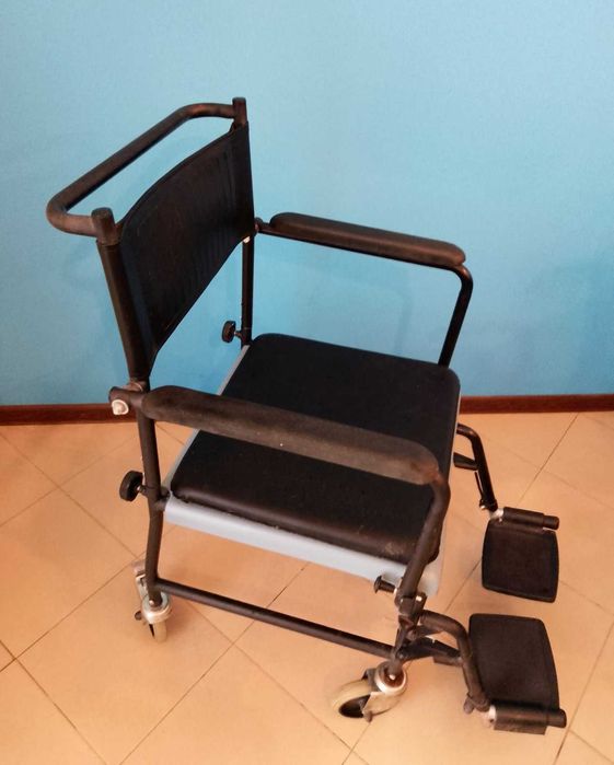 Комбиниран стол за баня и тоалет TSU/10585-SV с 1 г. гаранция и право на връщане