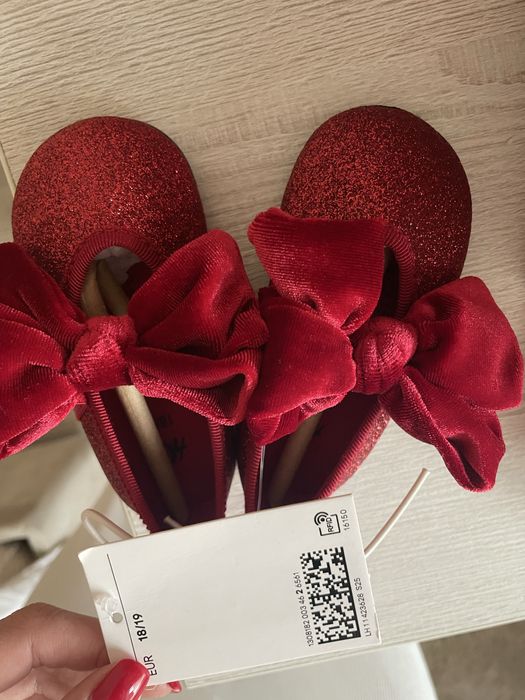 Рокля, обувки и фиби с панделки