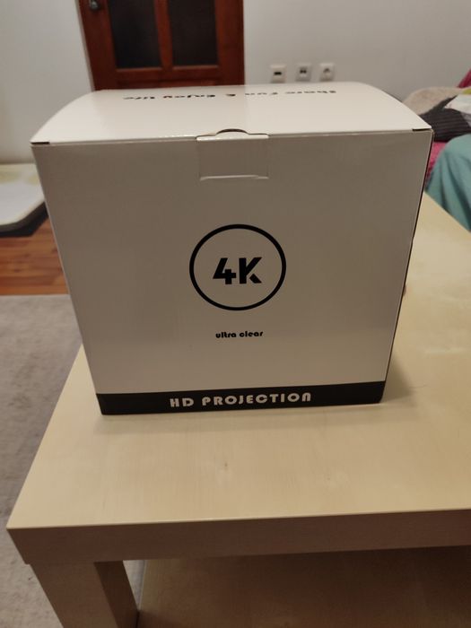 Videoproiector 4K
