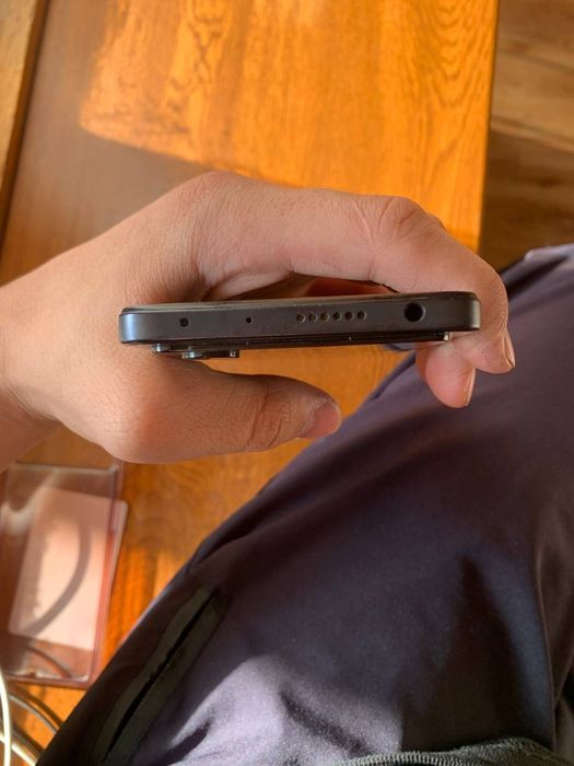 Поко х4про  6/128