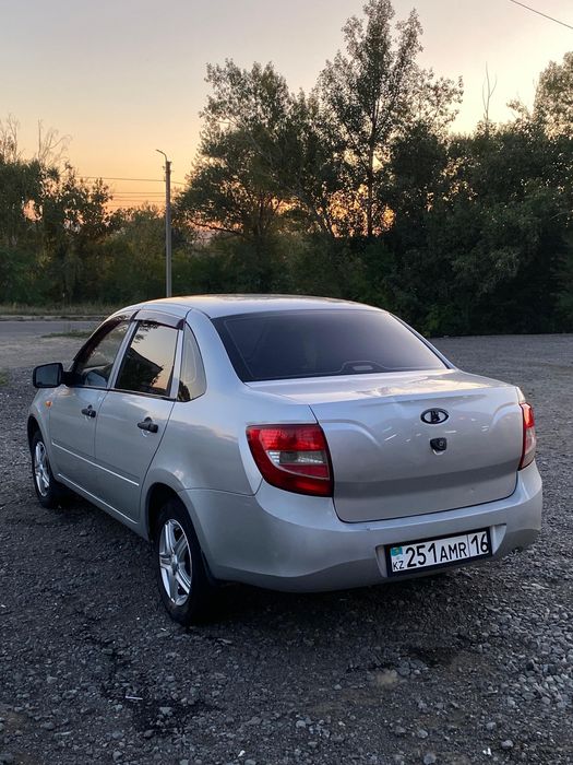 Lada Granta 2012