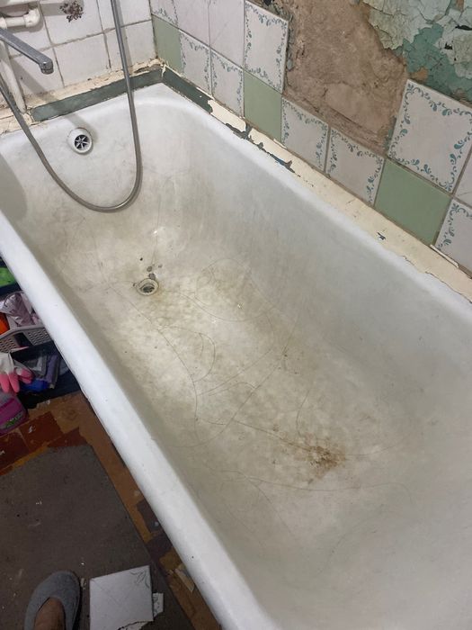 Чугунная ванная 1,5 м*0,65м