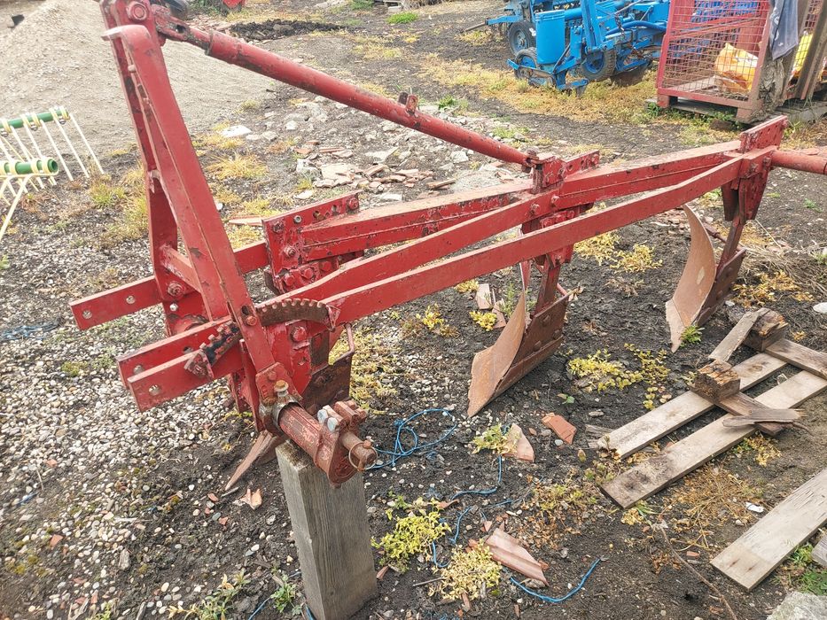 Vând utilaje agricole