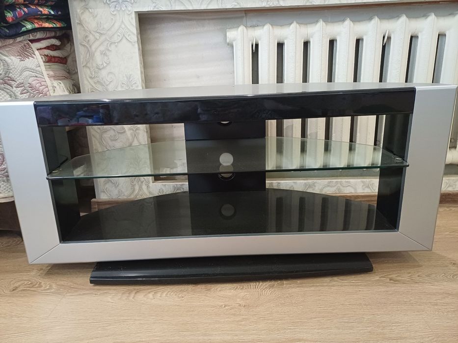 Подставка для телевизора