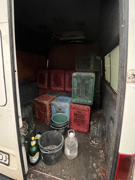 Autoutilitara de 7 locuri plus marfa de vanzare