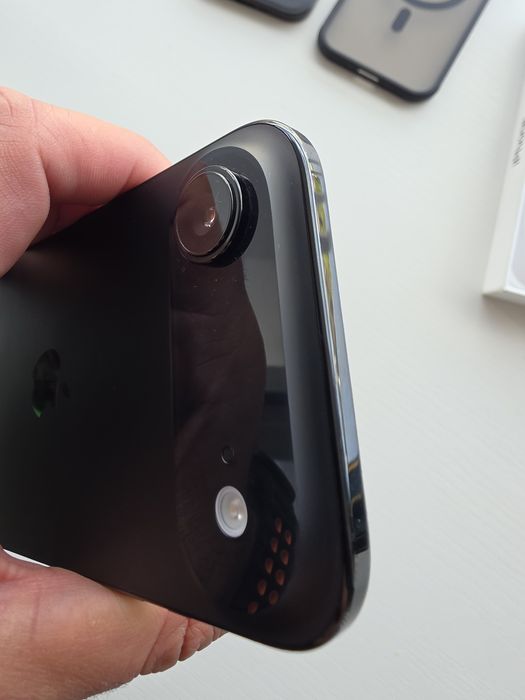 Vând iPhone 17 air 256gb