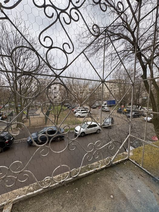 Apartament modern cu o cameră – Spațios și Inteligent Compartimentat