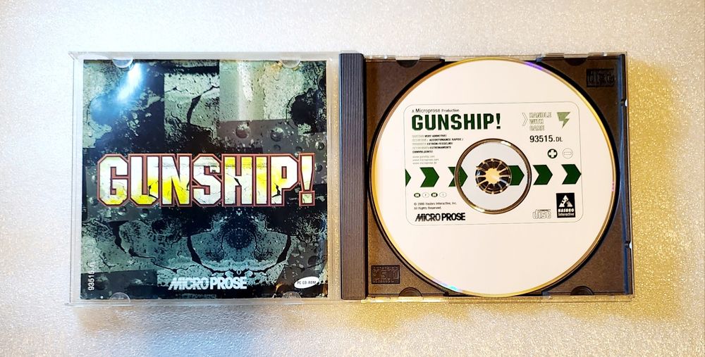 Pachet Microsoft Works Suite 99 + Windows XP - vintage