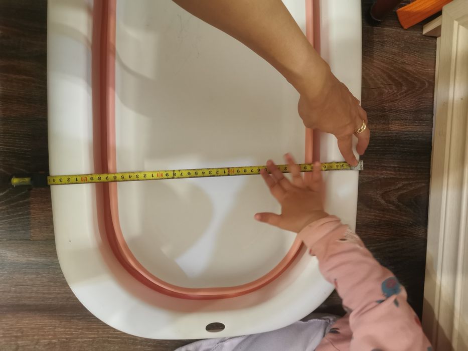 Продам ванну 60*30см с подушкой