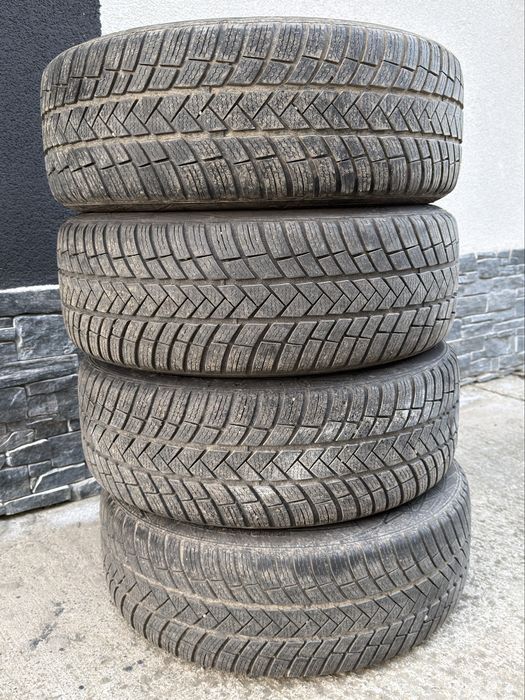 Roți Renault Megane 205/50 R17 Cauciucuri All Season în stare f bună