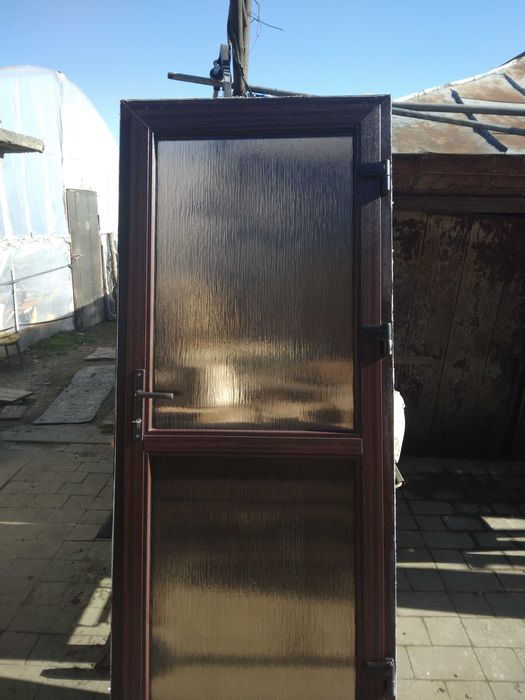 Usi termopan dimensiuni standard