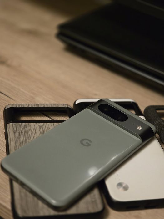 Google pixel 8 hazel