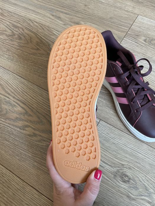 Спортни обувки ADIDAS