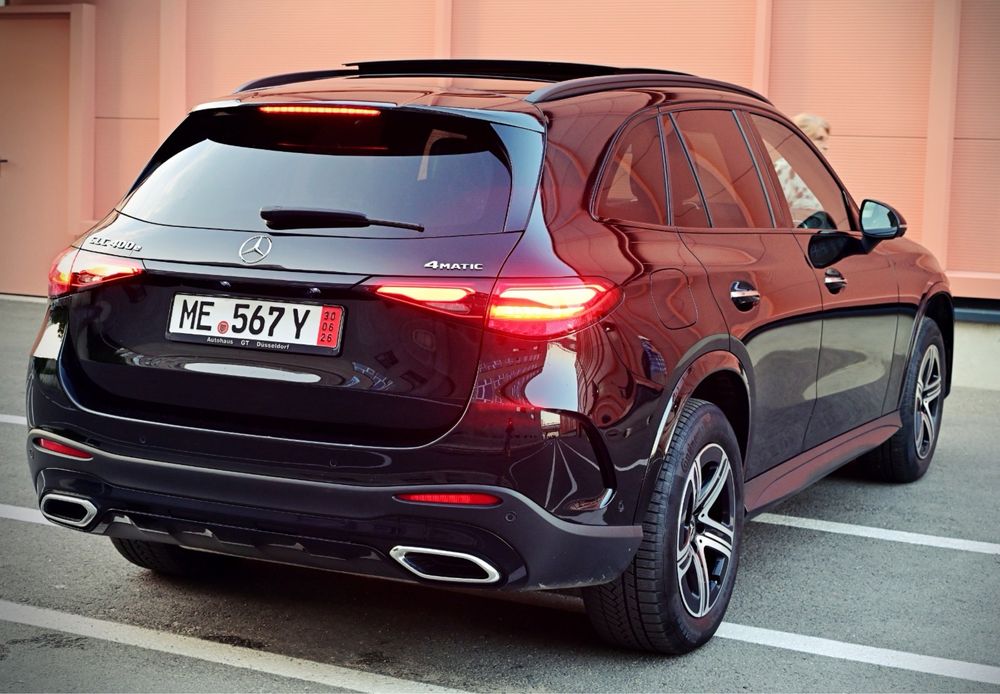 Mercedes-Benz GLC 400e 4MATIC AMG Line 2023 | 381 CP | Digital Light | Head-Up Display | 120 km electric