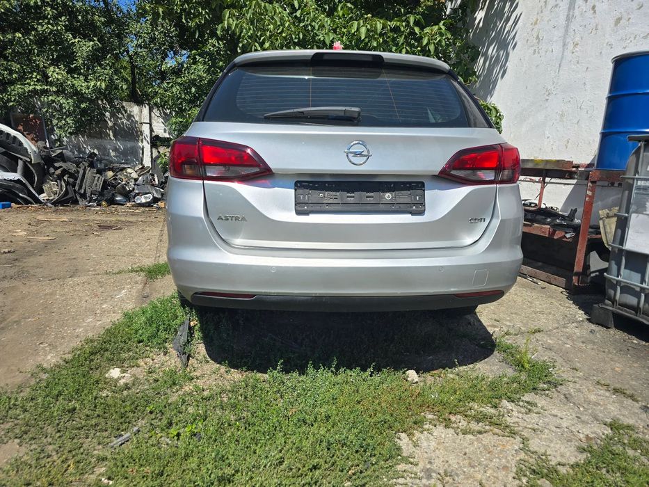 Dezmembrez Opel Astra K Combi 1.6 Cdti Motor B16DTH LVL Cutie Automata Volan Stanga 2015-2019