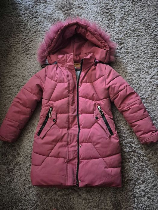 куртка зимняя.на девочку.
