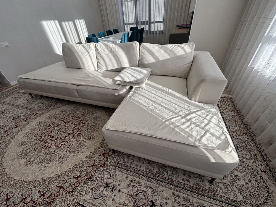 Диван модульный.