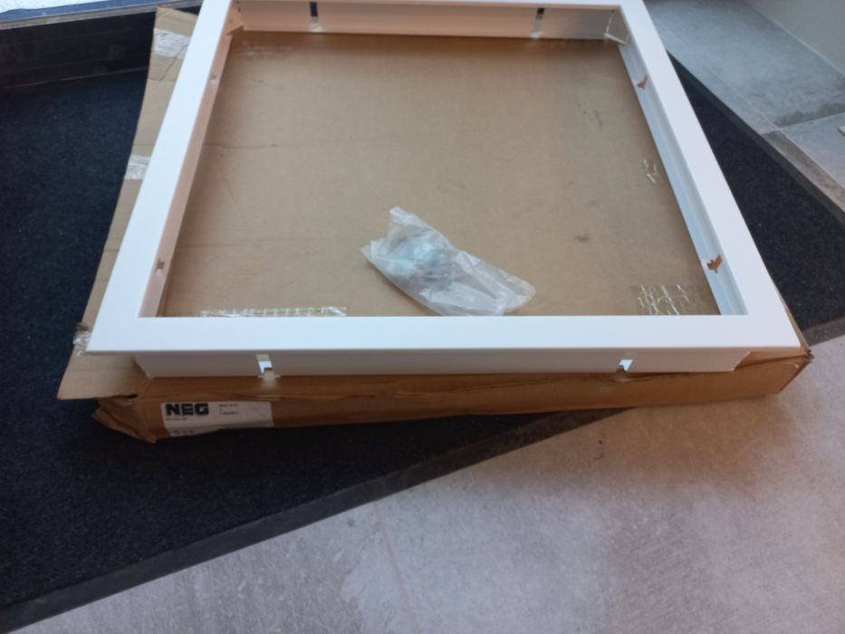 Рамка за вграден монтаж на LED панели 600x600mm.