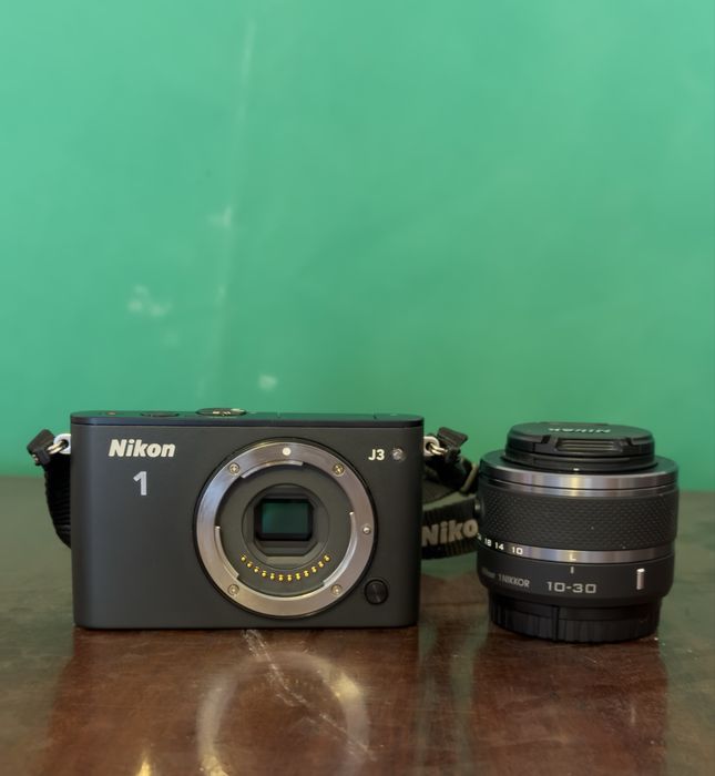 Фотоаппарат Nikon 1 j3
