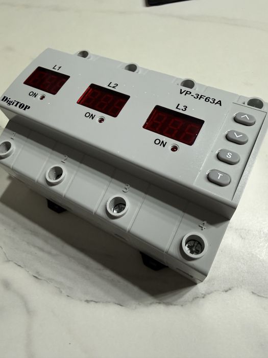 Vand releu protectie tensiune Digi Top VP -3F63A, trifazat